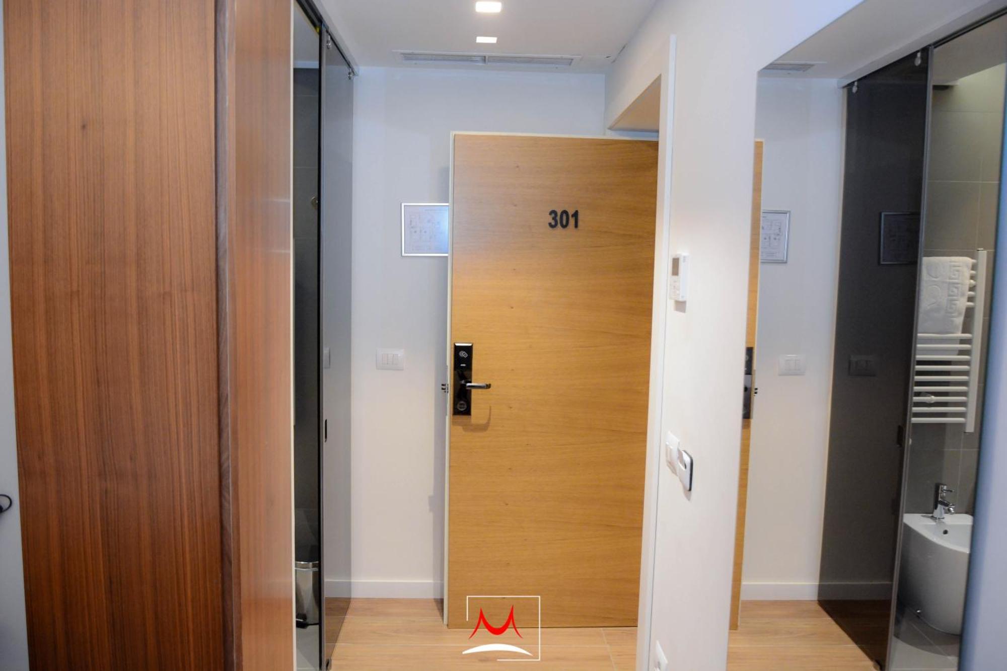 Hotel Theatro- City Center Tirana Exterior photo